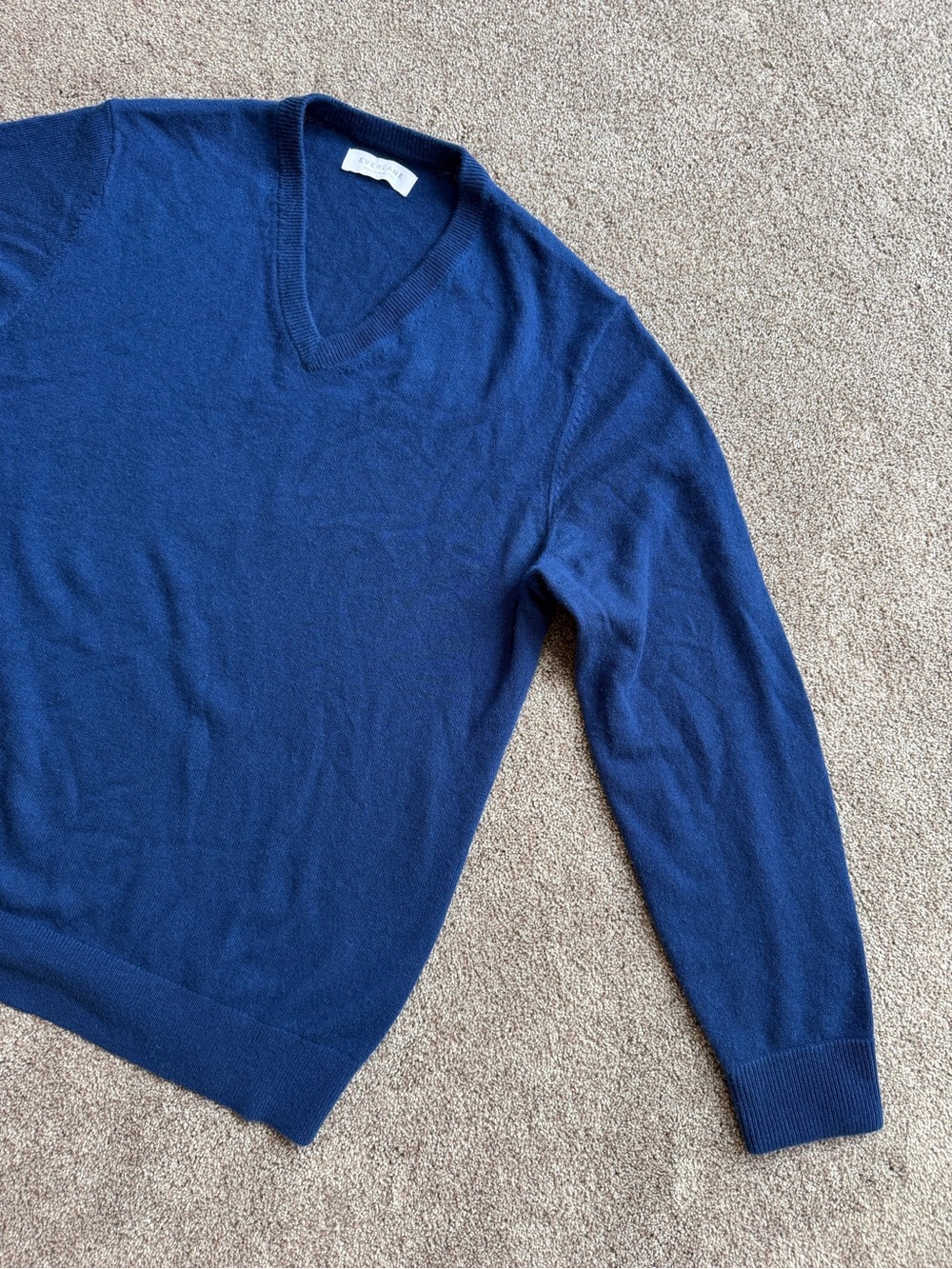 Men's Everlane V-Neck Cashmere Blue Sweater Size Large - Picture 4 of 11